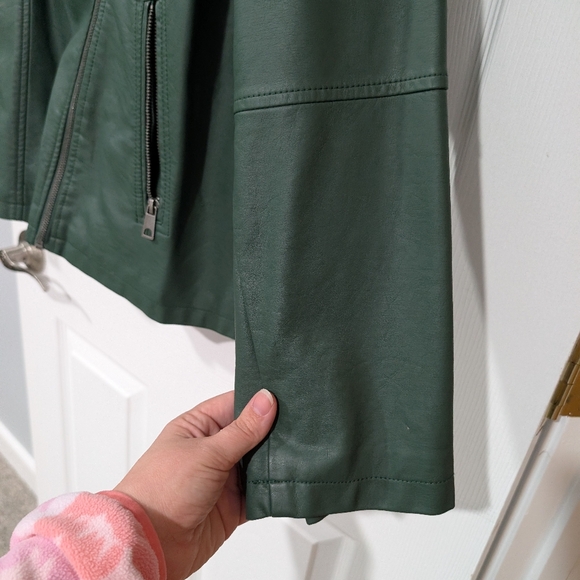 Style & Co Green Faux Leather Zip Pockets Moto Jacket in Size 2X - Picture 9 of 14